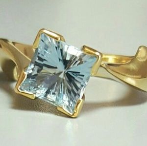 18K Yellow Gold Genuine Aquamarine Ring